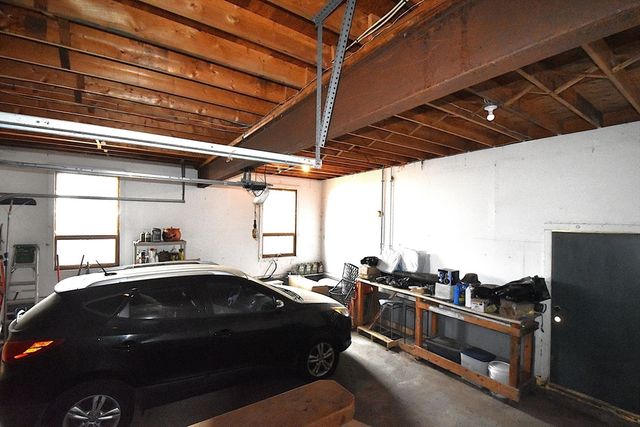 87 Norwood Ave, Leominster, MA 01453