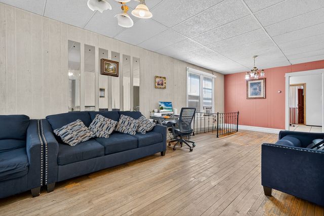 937 Marengo Avenue, Forest Park, IL 60130