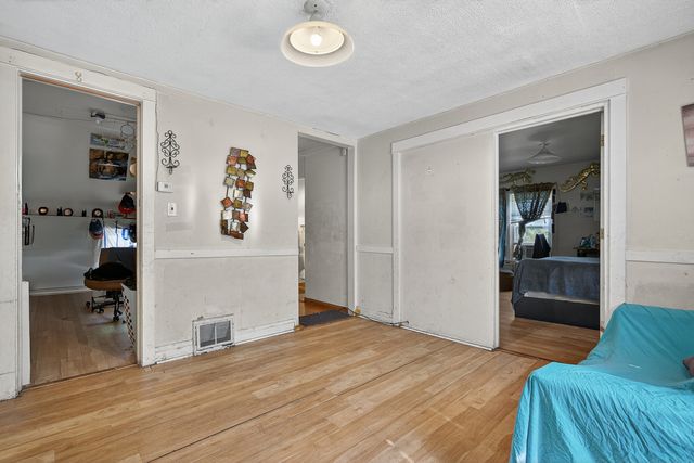 937 Marengo Avenue, Forest Park, IL 60130