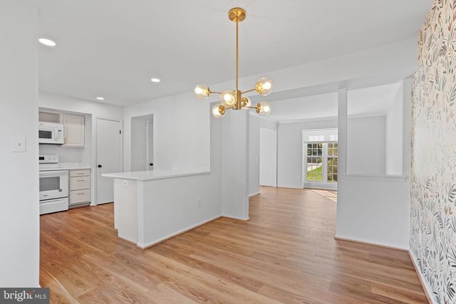 10072 APPLE WOOD CT, Burke, VA 22015