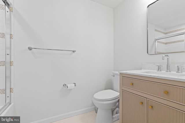 10072 APPLE WOOD CT, Burke, VA 22015