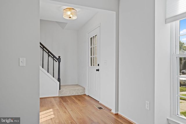 10072 APPLE WOOD CT, Burke, VA 22015