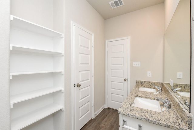14042 Chinook Drive, Conroe, TX 77384