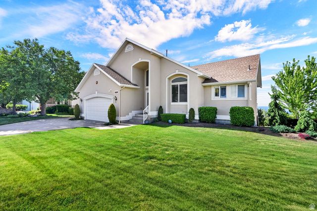 259 E 3725 N, North Ogden, UT 84414