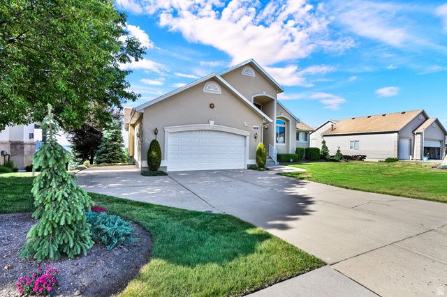 259 E 3725 N, North Ogden, UT 84414