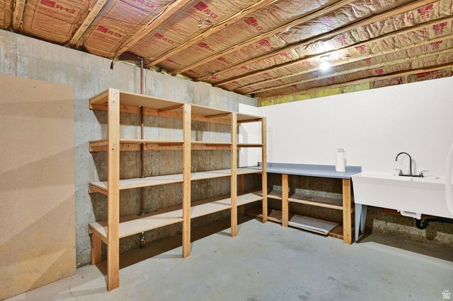 259 E 3725 N, North Ogden, UT 84414
