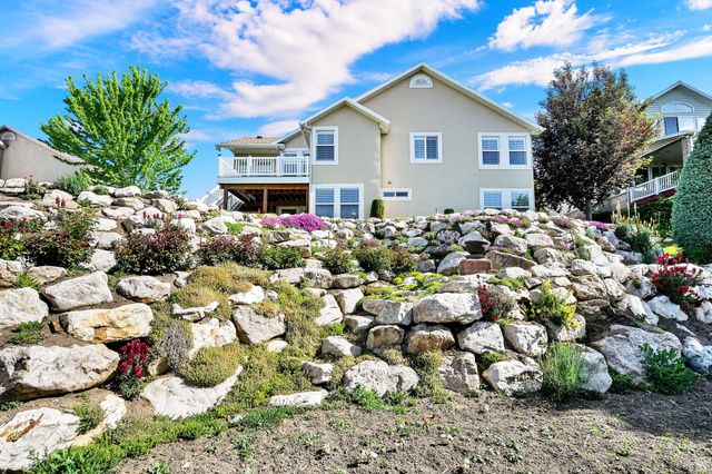 259 E 3725 N, North Ogden, UT 84414