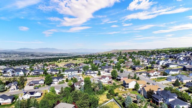 259 E 3725 N, North Ogden, UT 84414