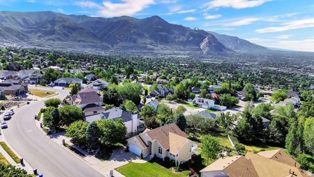 259 E 3725 N, North Ogden, UT 84414