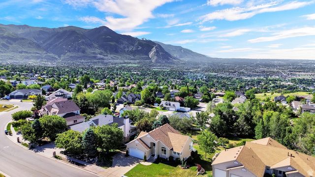 259 E 3725 N, North Ogden, UT 84414