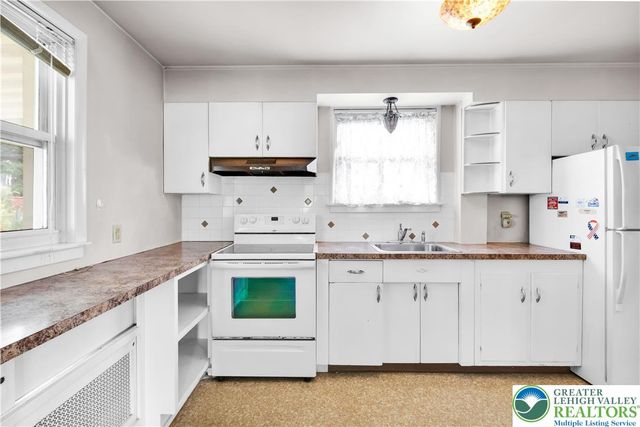 1232 Rye Street, Allentown City, PA 18103