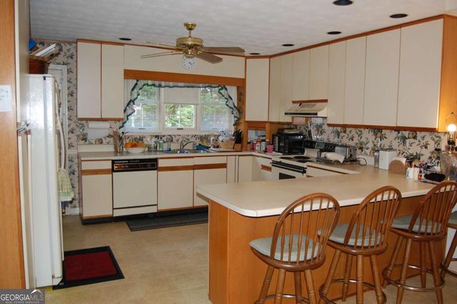 3315 Salem Cove Trail, Conyers, GA 30013