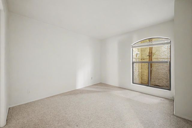 5736 N 25th Street, Phoenix, AZ 85016