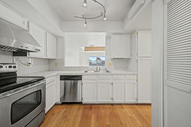 5736 N 25th Street, Phoenix, AZ 85016