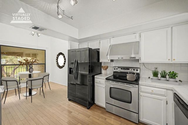 5736 N 25th Street, Phoenix, AZ 85016