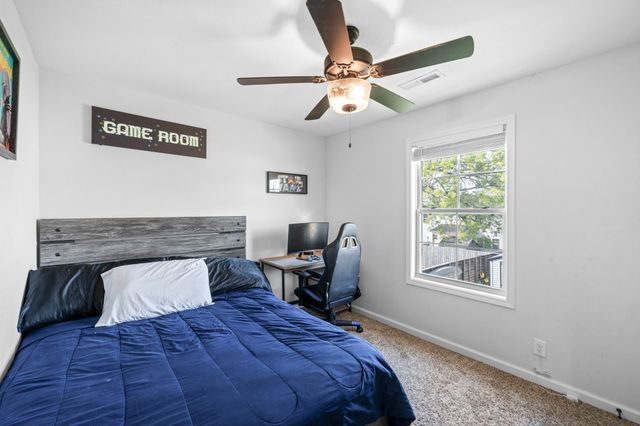 692 Elm St, Clarksville, TN 37040