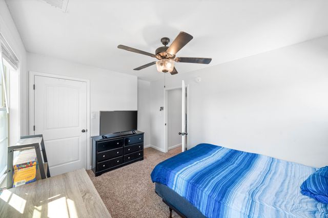 692 Elm St, Clarksville, TN 37040