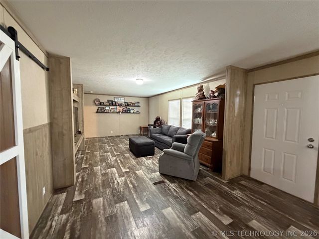 112 N Painted Wolf Road, Fort Gibson, OK 74434