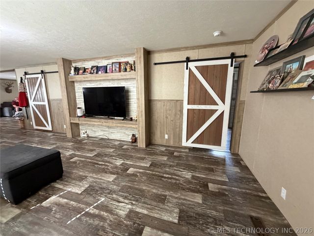 112 N Painted Wolf Road, Fort Gibson, OK 74434