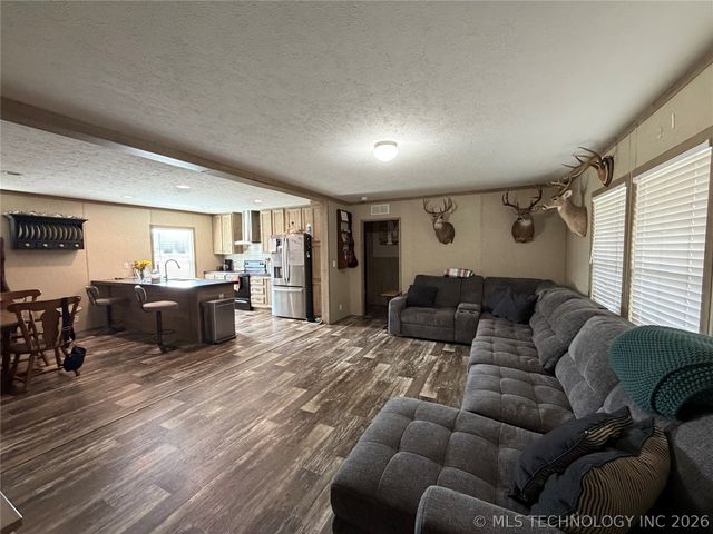 112 N Painted Wolf Road, Fort Gibson, OK 74434