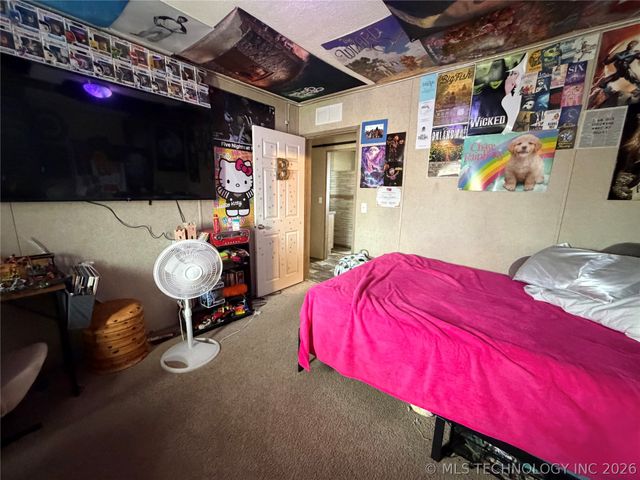 112 N Painted Wolf Road, Fort Gibson, OK 74434