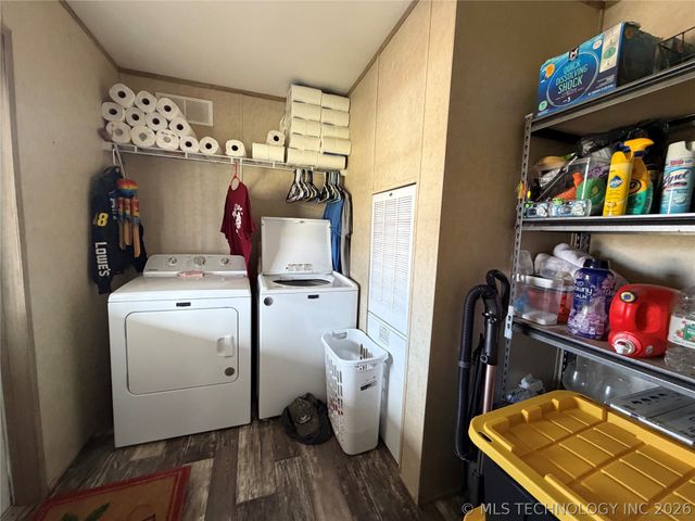 112 N Painted Wolf Road, Fort Gibson, OK 74434