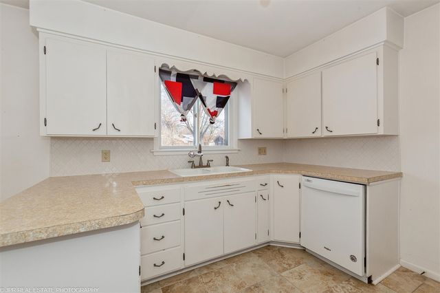 161 Eloise Drive, Benton Harbor, MI 49022