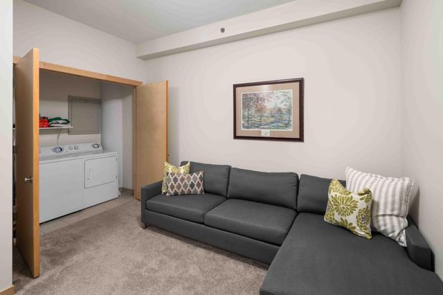 401 N 2nd Street 119, Minneapolis, MN 55401