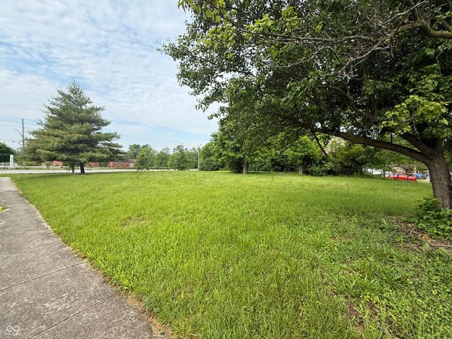 9427 Big Ben Circle, Indianapolis, IN 46235