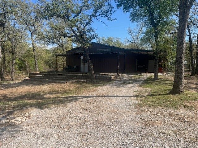 160 Oakwood Hills Drive, Paradise, TX 76073