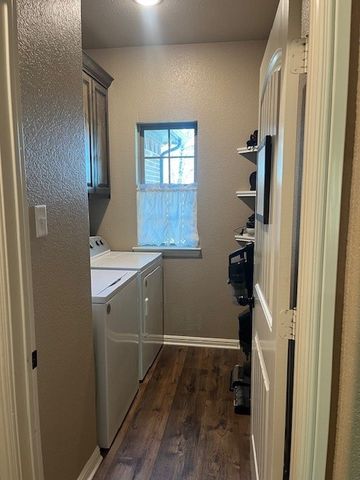 160 Oakwood Hills Drive, Paradise, TX 76073