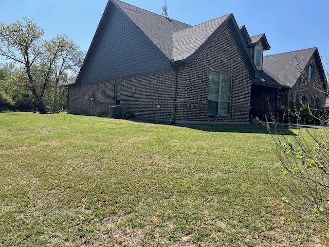 160 Oakwood Hills Drive, Paradise, TX 76073