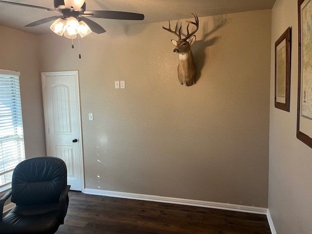 160 Oakwood Hills Drive, Paradise, TX 76073