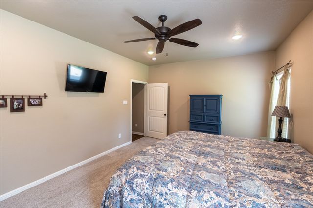 160 Oakwood Hills Drive, Paradise, TX 76073