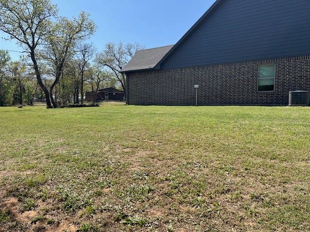 160 Oakwood Hills Drive, Paradise, TX 76073