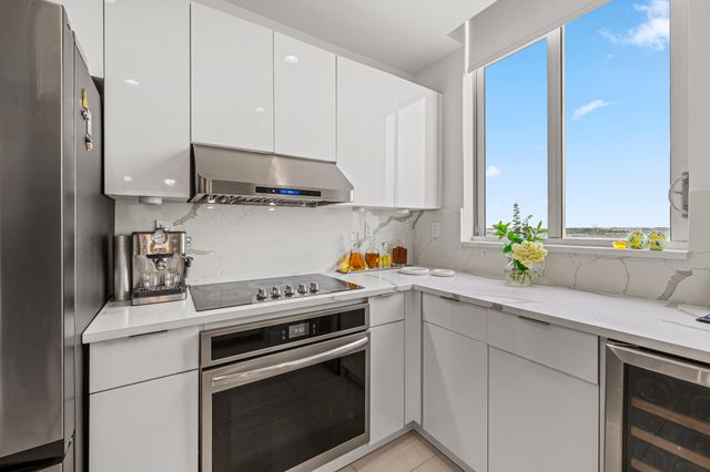 300 S Australian Avenue 907, West Palm Beach, FL 33401