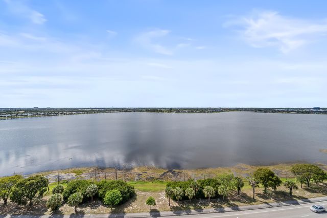 300 S Australian Avenue 907, West Palm Beach, FL 33401