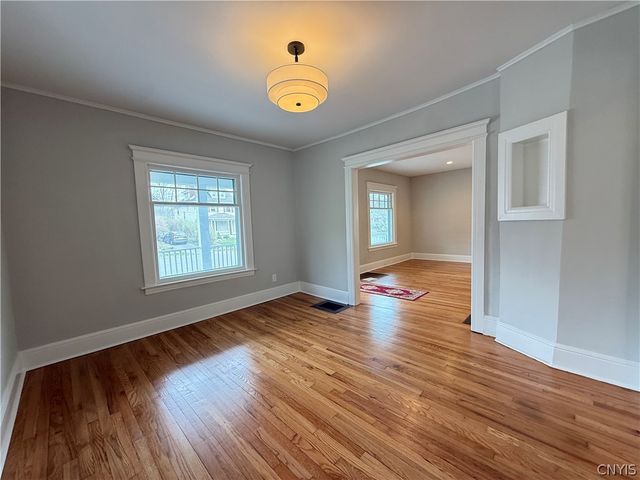 104 Kensington Place, Syracuse, NY 13210