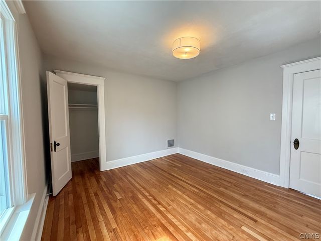104 Kensington Place, Syracuse, NY 13210
