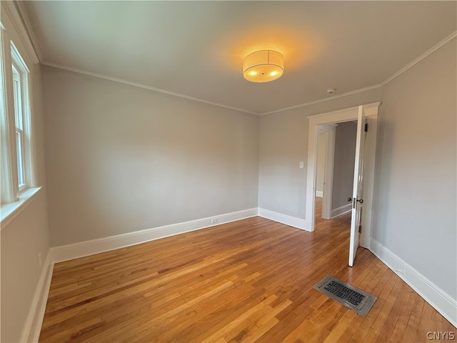 104 Kensington Place, Syracuse, NY 13210