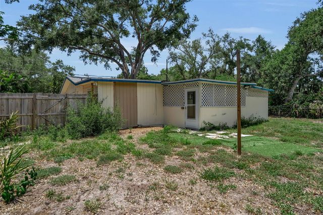 2223 INGRAM AVENUE, Sarasota, FL 34232