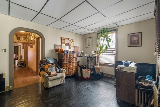 4903 W Rice Street, Chicago, IL 60651