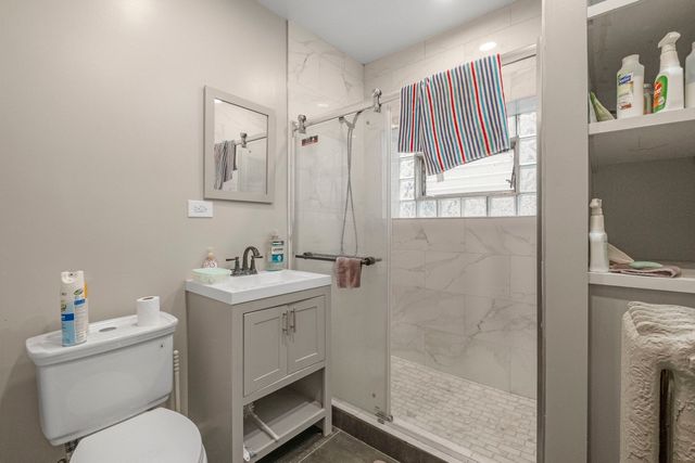 4903 W Rice Street, Chicago, IL 60651