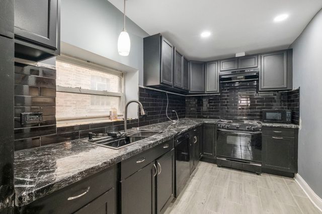 4903 W Rice Street, Chicago, IL 60651