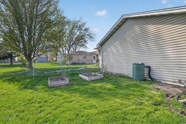 3134 Violet Drive, Waterloo, IA 50701