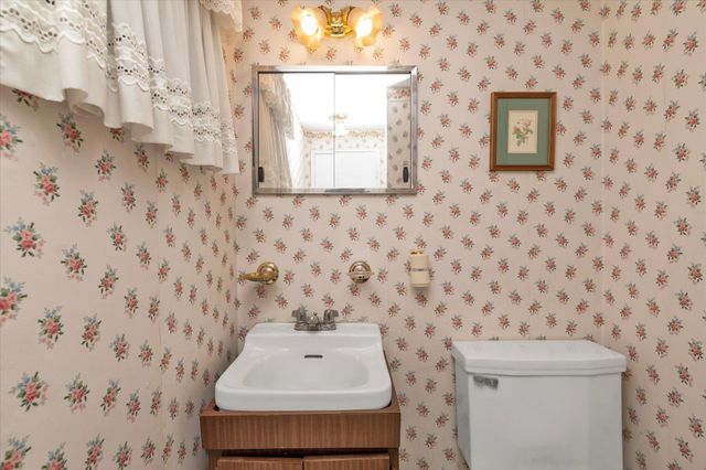 2199 Clover Court, East Meadow, NY 11554
