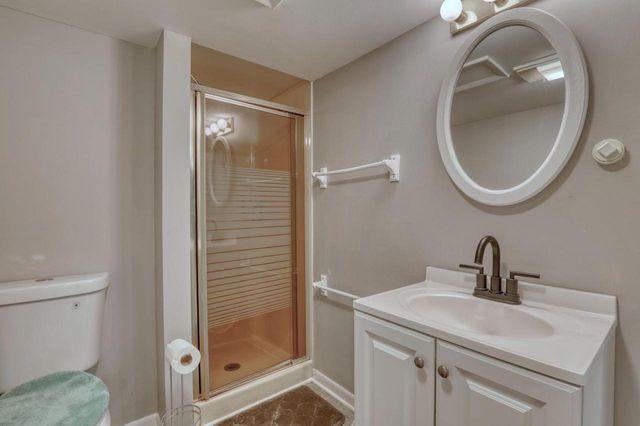 1516 Evergreen DRIVE, Waukesha, WI 53188