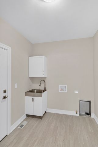 16546 Pear Avenue, Orland Park, IL 60462