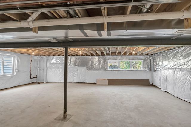 16546 Pear Avenue, Orland Park, IL 60462