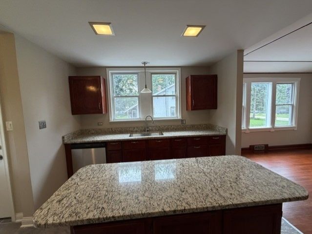 414 W Park Avenue, Round Lake, IL 60073